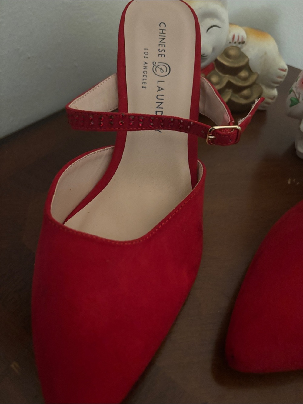 Chinese Laundry Red Pointed Mule with Sling Strap - Picture 2 of 5